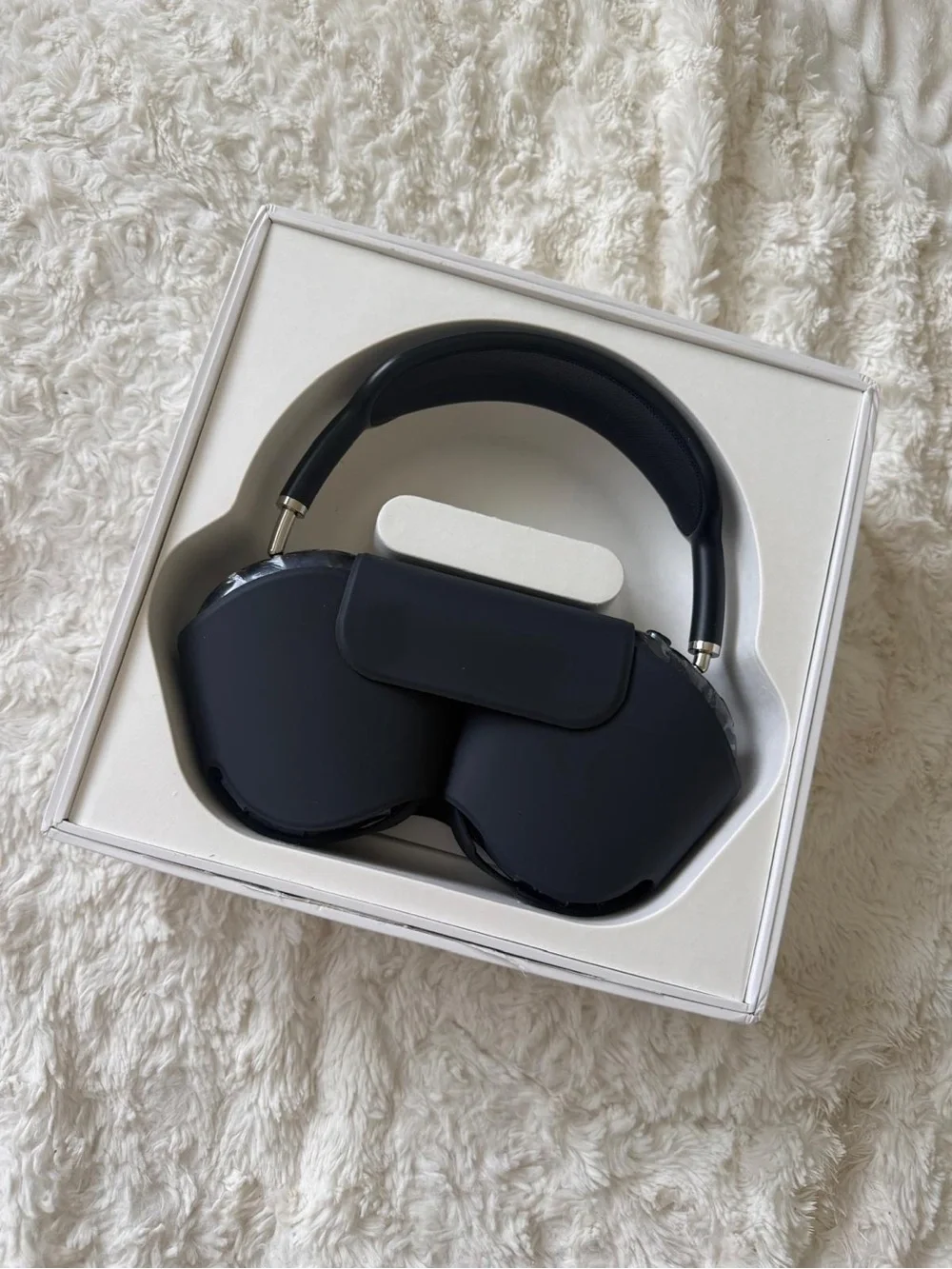 Apple AirPods Max - Space Gray Over-Ear Headphones